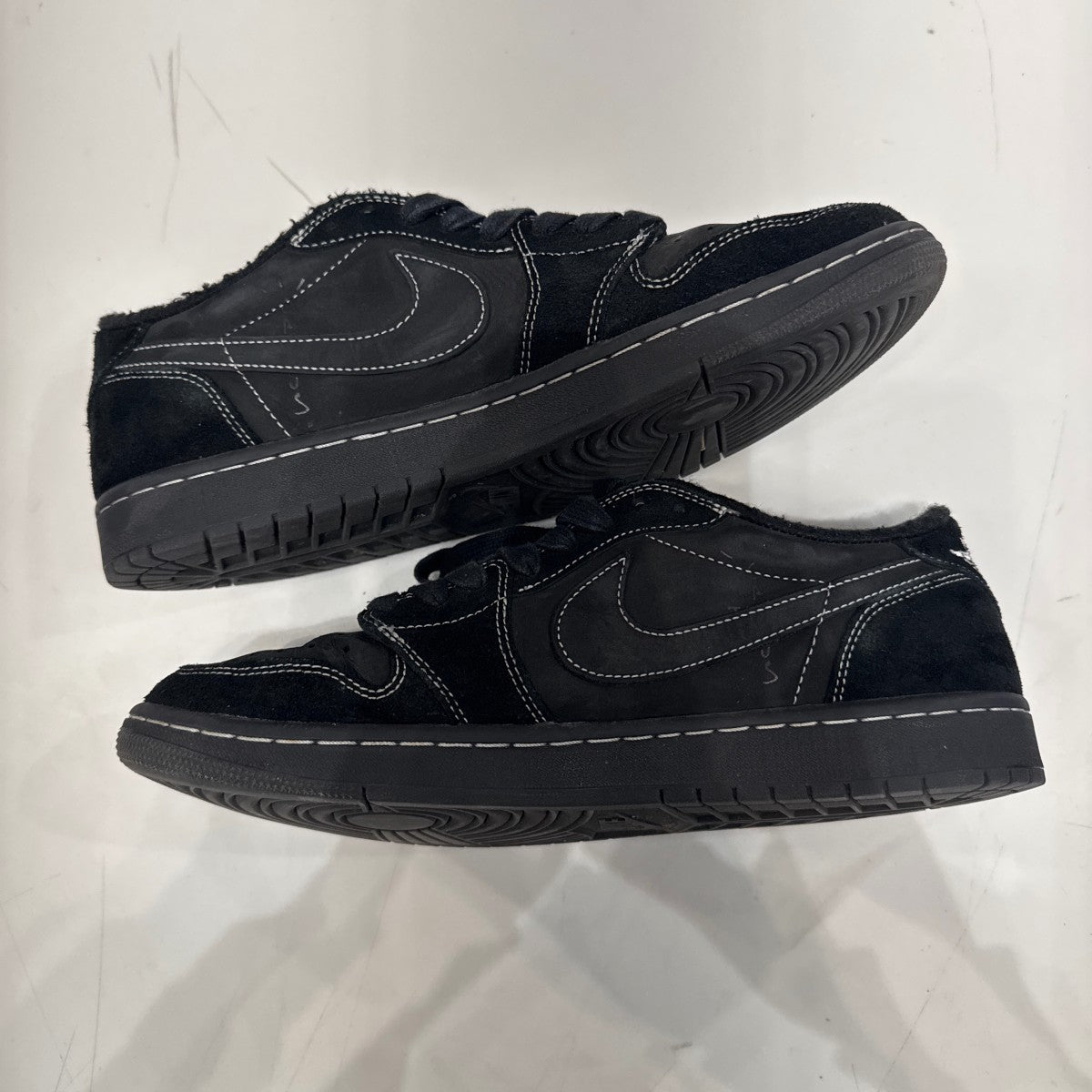 Jordan 1 Retro Low OG SP Travis Scott Black Phantom Size 10.5 (Moderately Worn Pre-Owned)