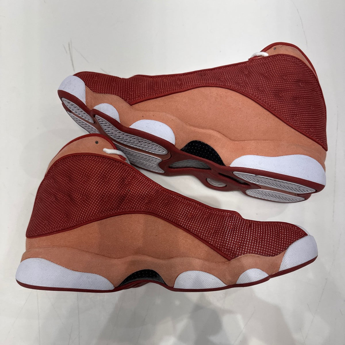 Jordan 13 Retro Dune Red Size 13 (VNDS Pre-Owned)