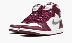 Air Jordan 1 Retro High OG "Bordeaux"