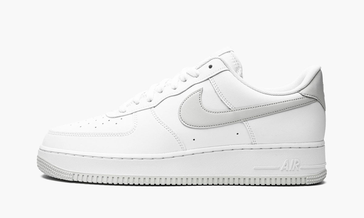 Nike Air Force 1 Low '07 Pure Platinum (2021)