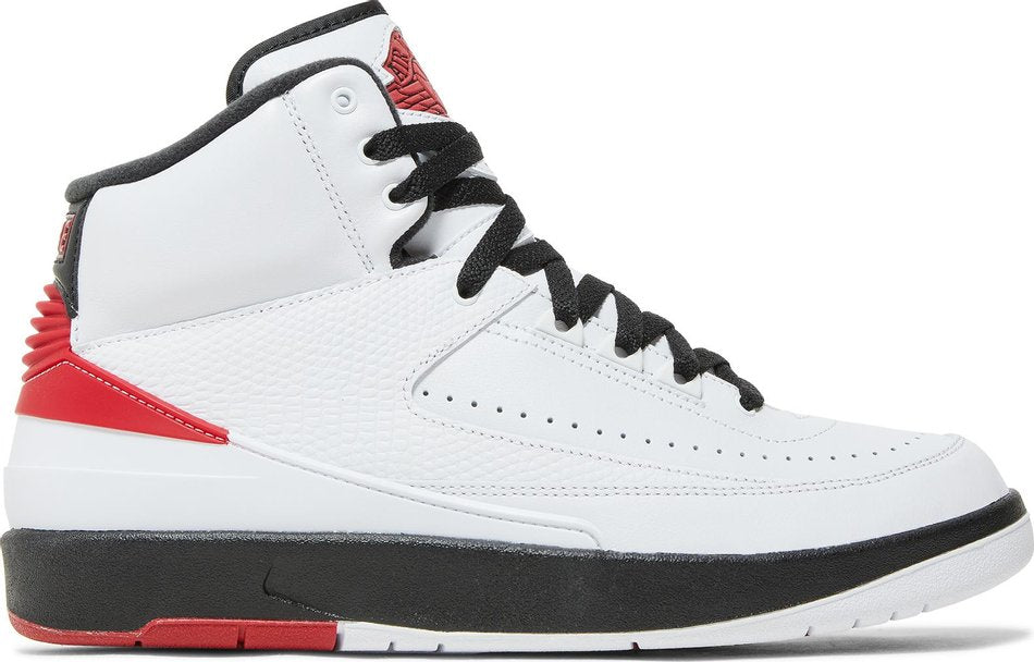 Air Jordan 2 Retro OG Chicago (2022)