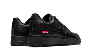 Nike Air Force 1 Low Supreme "Black"