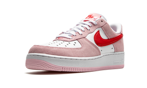 Nike Air Force 1 07 QS Valentine's Day Love Letter