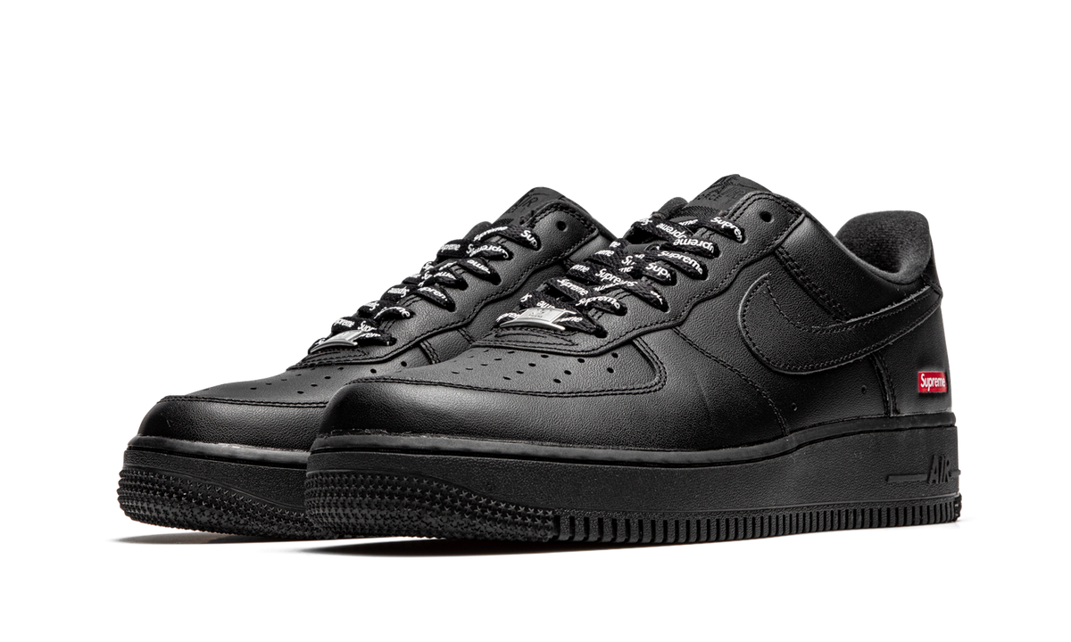 Nike Air Force 1 Low Supreme "Black"