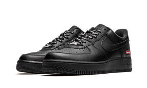 Nike Air Force 1 Low Supreme "Black"