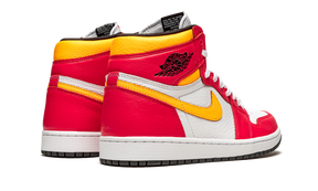 Air Jordan 1 High OG “Light Fusion Red”